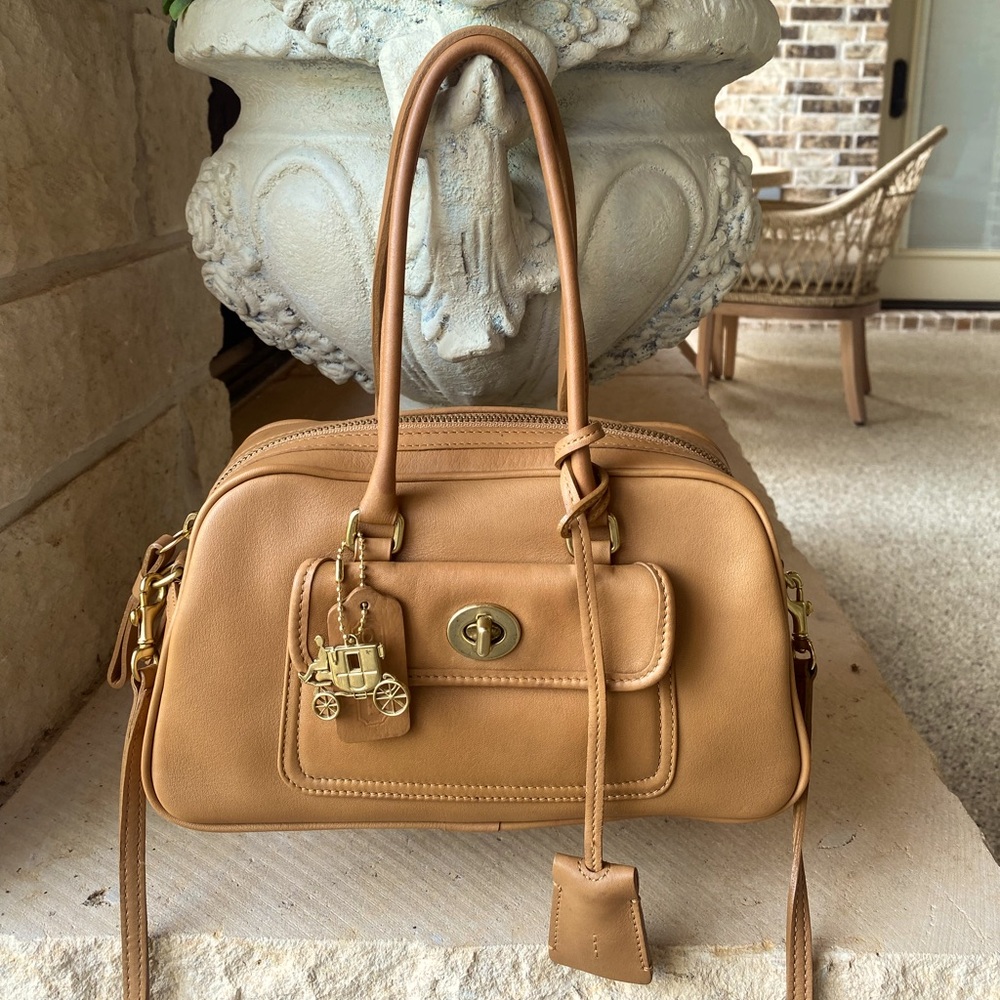 Like New Coach Vintage Penelope Satchel 9768 Costa Rica Tan leather